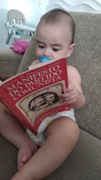 HistoriaNoPaint's tweet photo. crianças depois de assistirem galinha pintadinha https://t.co/nzRclPoxNK
