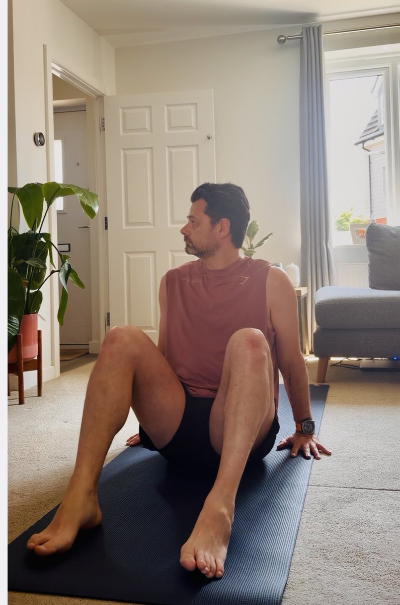 DanStarkey's tweet photo. Taking some time out for yoga, I've been feeling achy and stiff after a few runs recently so felt like I needed this https://t.co/fJGHvcwW5u