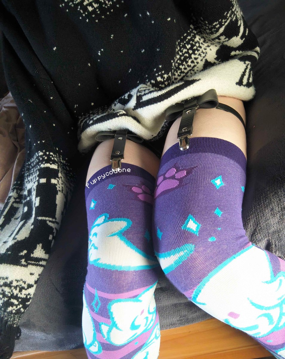puppycodone's tweet photo. very cool thighs https://t.co/rt8kd4Mjx9