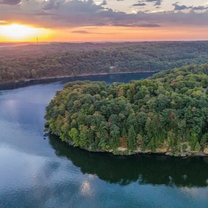 OHStateParks's tweet photo. Big news for Ohio’s great outdoors! 🌟

Mohican State Park ranked No. 2 &amp; Hocking Hills State Park No. 4 in the @USATODAY 10BEST Best State Park awards!

Huge thanks to everyone who voted! 🌲❤️

Full list: https://t.co/VjUVb0ezal

@ohiodnr @ohheartofitall https://t.co/rkK1zUQv1r