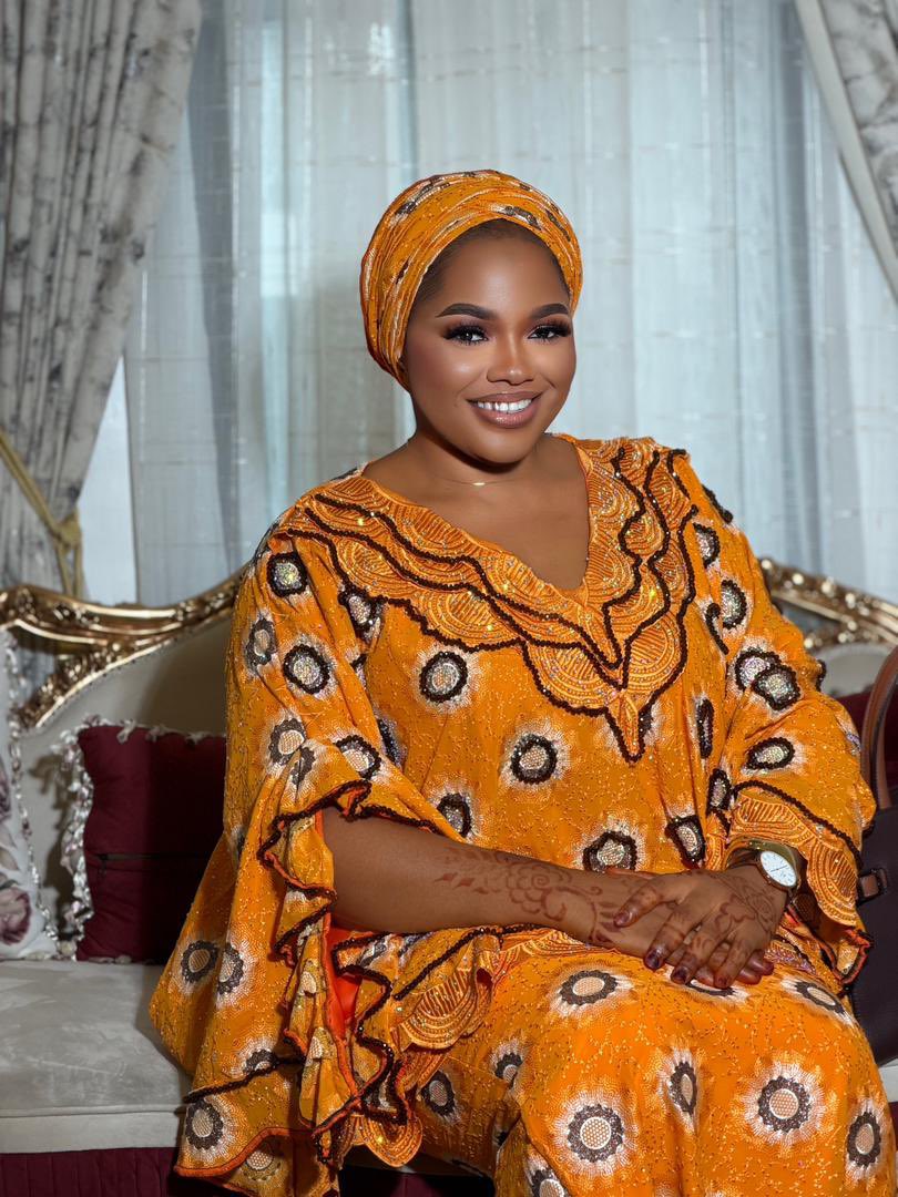 Hassypinky's tweet photo. Eid Mubarak to all lovers of Igala Girl.

Happy Sallah to my mutuals 💛 https://t.co/HHqtTVv3ez