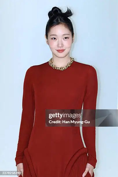anarggd's tweet photo. #KIMGOEUN #김고은 #CHANELMetiersdArt #CHANELinSeoul https://t.co/wNjfTmnpNg