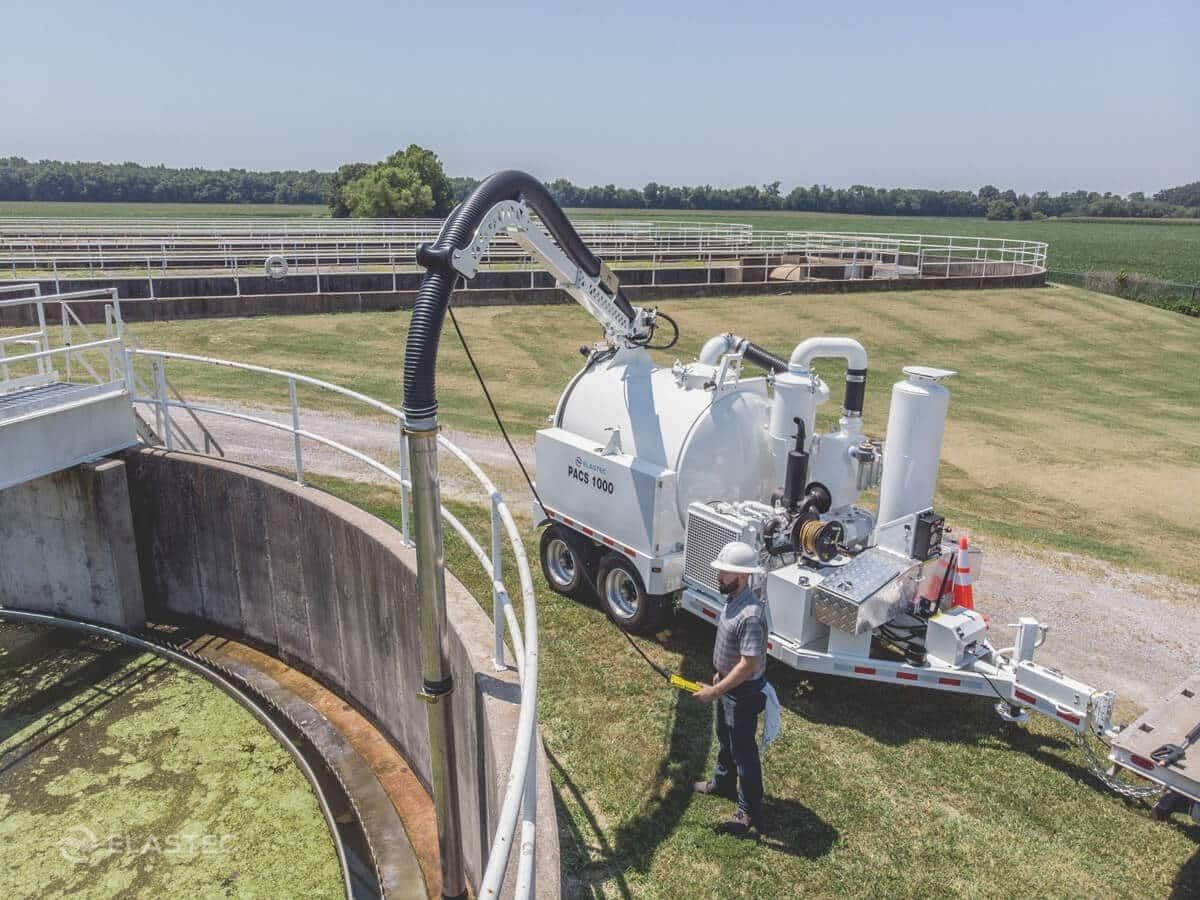 Elastec's tweet photo. Vacuum systems are useful when liquids, oils, sludge, and solids need to be recovered from remote, congested, or industrial work areas. Mobility and suction performance matter in real-world cleanup. #VacuumSystems #IndustrialCleanup #OilRecovery #SludgeRemoval https://t.co/ps24kZTcbG