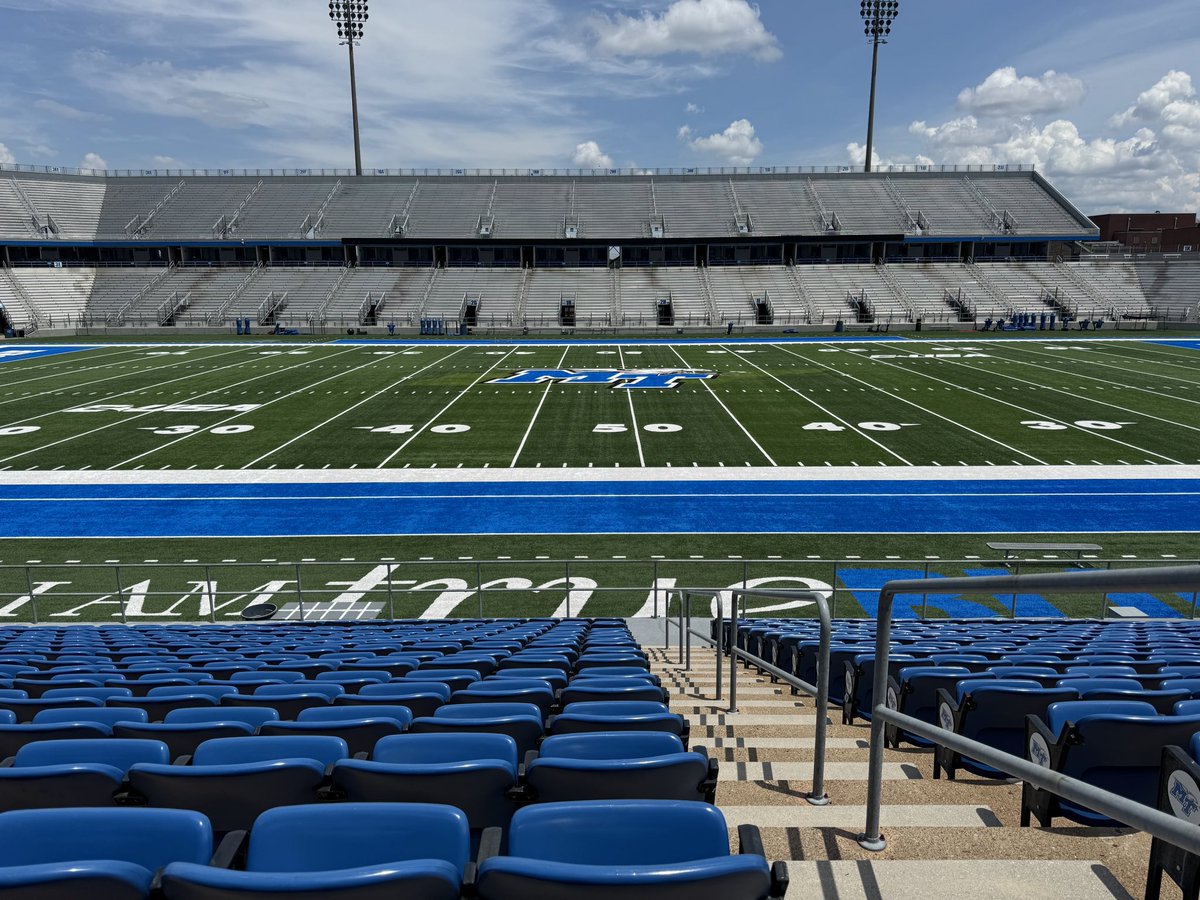 MT_tix's tweet photo. Seats of the Week 🏈 

These amazing @MT_FB Reserved Chair Back seats on the 50 yard line &amp; on the aisle are now available and won’t last long - secure these seats located in Section 2R, Row 17, Seats 1-2 today - Only $150/seat!

🎟️ - https://t.co/i4l9IUwsKw https://t.co/eSJI9Joaa1