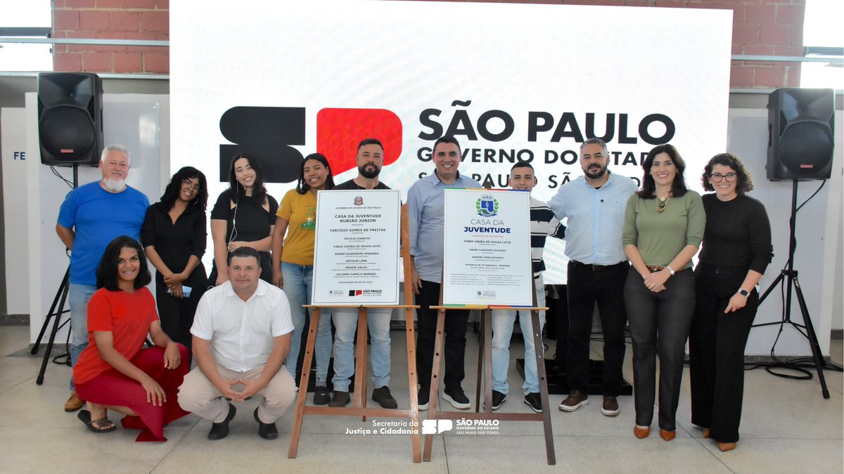 JusticaSP's tweet photo. A juventude de Botucatu ganhou um novo espaço de oportunidades! ✨ A Secretaria da Justiça e Cidadania inaugurou a 37ª Casa da Juventude em Rubião Júnior, com cursos, qualificação e atividades para jovens de 15 a 29 anos. 

➡️ Saiba mais: https://t.co/wx0Myqn4cR 

#Juventude #SJC https://t.co/BOSF42eJ2Y