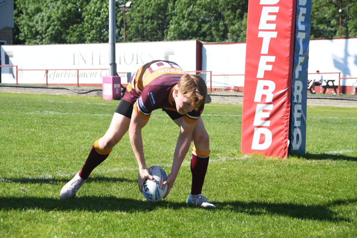 BatleyRLFC's tweet photo. 🐶 Jack Hudson increasing his points tally for the Bulldogs last weekend! 

How good has he been since joining?

📸 Rob Hare 

#COYD https://t.co/egzv69w1n2