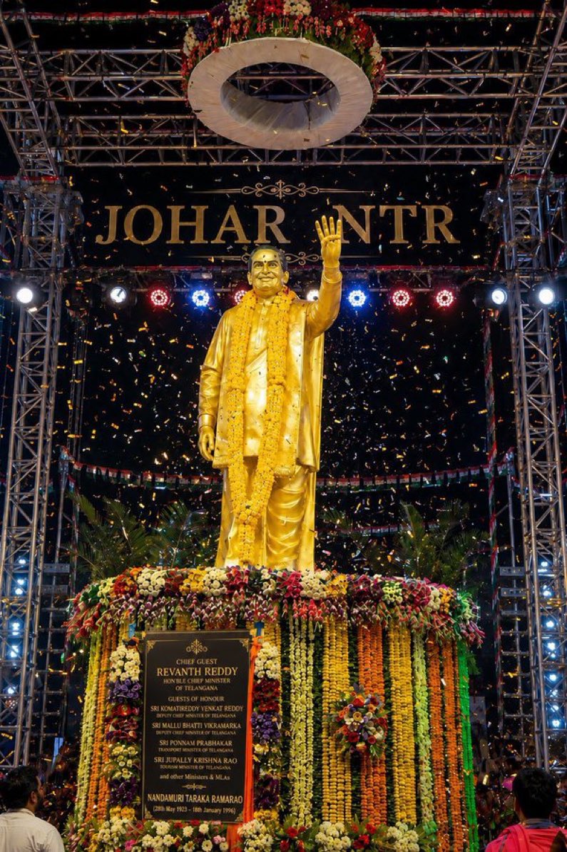 JrVishu9's tweet photo. JOHAR NTR❤️ https://t.co/t8aTk4aH90