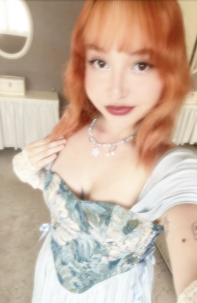 FrenchMooMoo's tweet photo. Monet’s princess https://t.co/6QHEOdWyGK