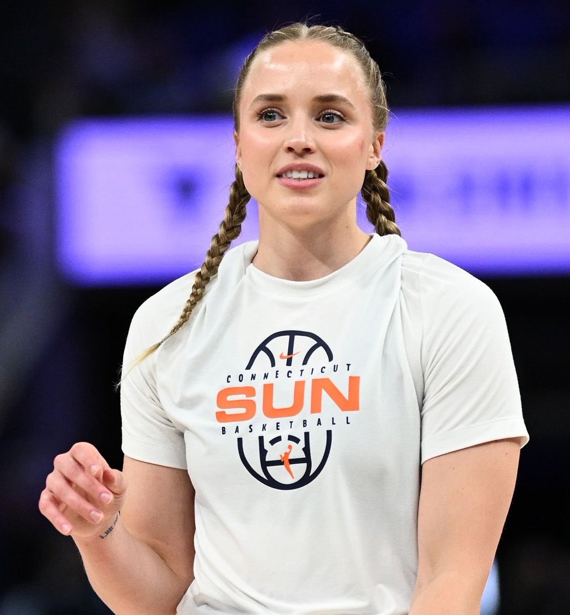 I talk hoops 🏀 tweet media