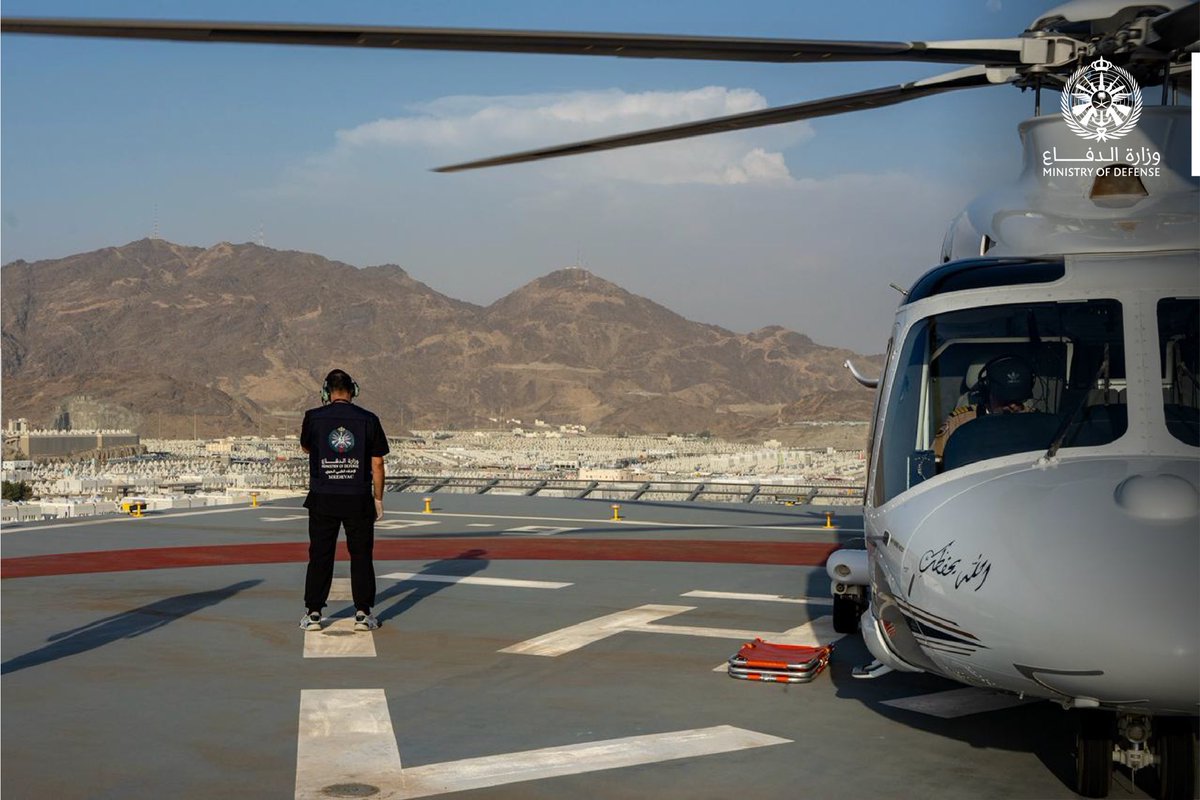 modgovksa's tweet photo. طائرة الإخلاء الطبي الجوي في #وزارة_الدفاع تنفّذ مهمة إسعافية طارئة في زمن قياسي، بنقل حاجة عشرينية مصابة بغيبوبة سكري حرجة من مستشفى منى للطوارئ بمكة المكرمة إلى مستشفى شرق جدة.

#حياكم_الله https://t.co/j080FuhI3o