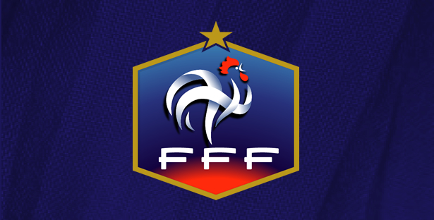 cleytxnn's tweet photo. FUDEU: Federação Francesa acompanha de perto a situação e já estuda utilizar a mesma estratégia para trazer de volta Zinedine Zidane no auge. https://t.co/IYIde8FuKt