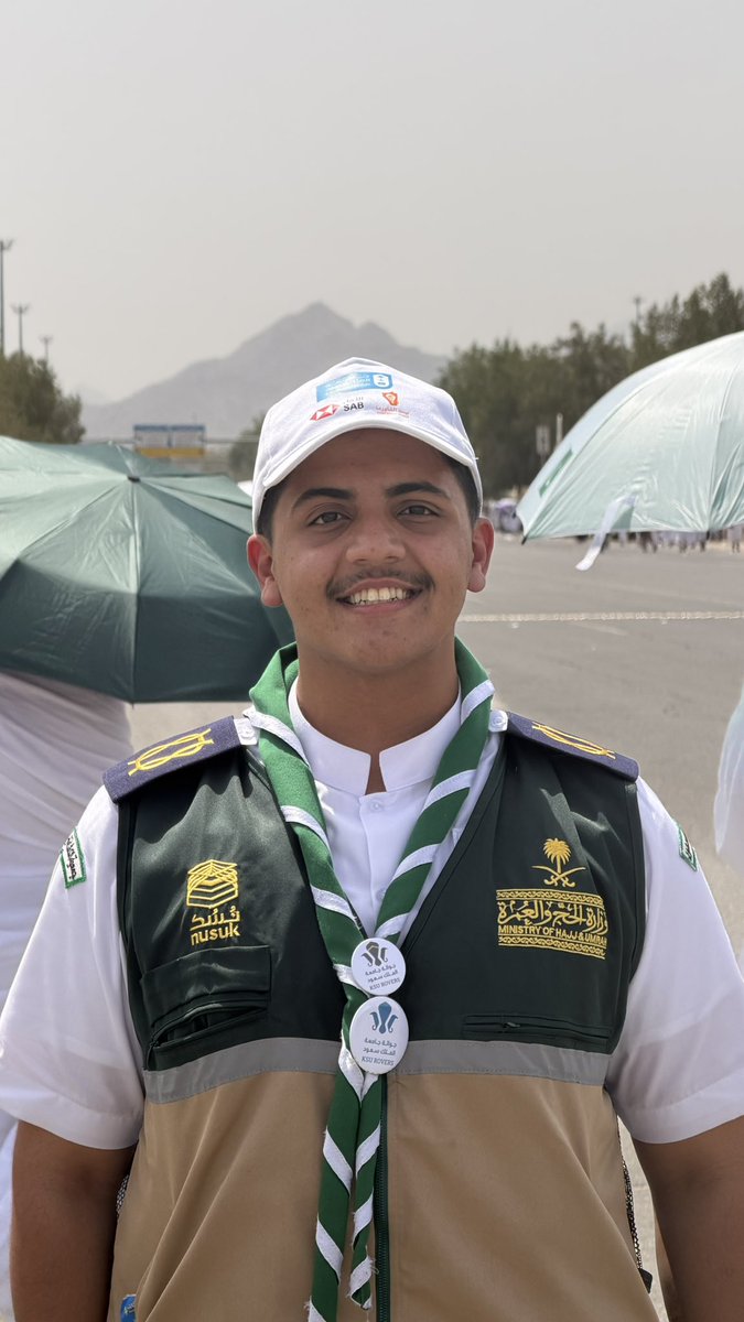 h1aitham's tweet photo. بين أيام العيد، وفي ميادين العطاء… يبقى #شرف_الخدمة أعظم ما نعيشه في هذه الرحلة المباركة 🕋

الحمدلله على هذا الشرف، وكل عام وأنتم بخير 🤍 https://t.co/v4HVZ7Mplm