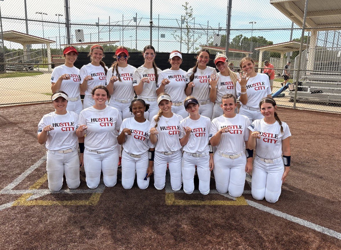 JaylenHaffer's tweet photo. HuSTLe City tournament stats: 
BA- .619 
OBP- .650
SLG- 1.048
Singles: 8
Doubles: 3
HR: 1
Walks: 2
Loved to be back on the fields and we got our bid to go to Indy! 
@stlchaos18u @StLChaos https://t.co/9Bc3OqaNsF