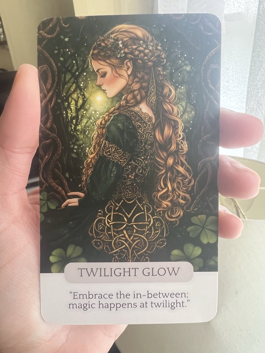 Mikaella - The Conscious Witch tweet media