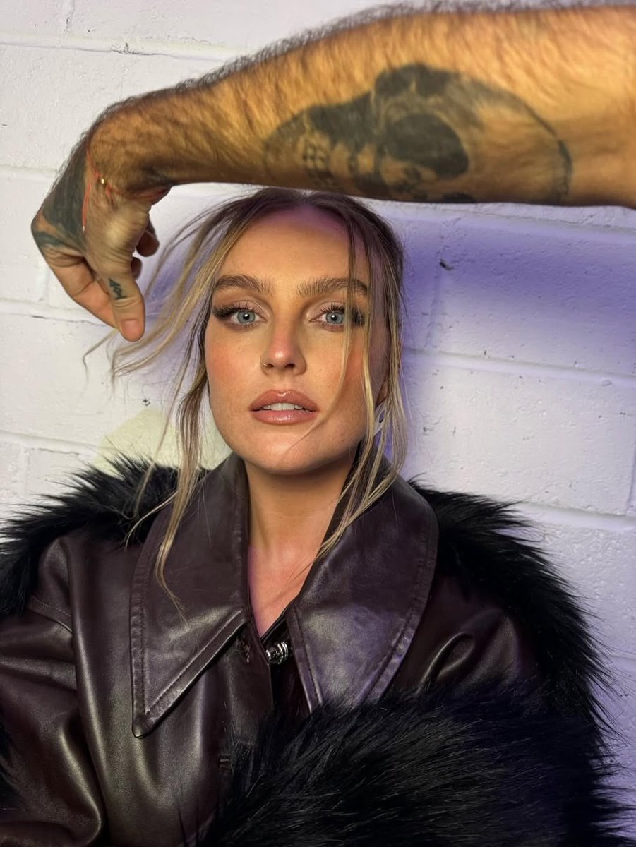 dailyperrieox's tweet photo. Perrie on songs she’s enjoying this year for 1883.

“I think on my album, the one song I can’t escape is Absofuckinglutely. I love it so much. It’s so uplifting, happy &amp; great, but it also makes people cry, so it’s just hilarious. But I just love that song so much.” https://t.co/RZwwWYvOGN