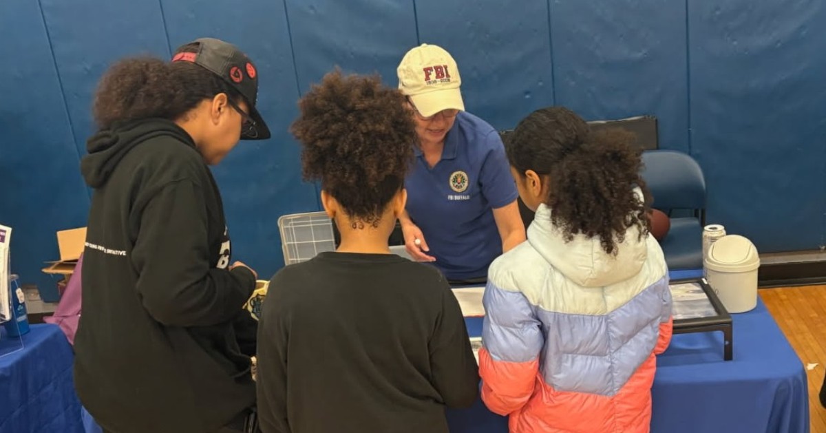 FBIBuffalo's tweet photo. FBI Buffalo was proud to join the @BuffaloNYPolice at the B-Inspired Youth Empowerment event. These events help build public trust, encourage leadership, and inspire the next generation to make a difference in Buffalo and beyond. 

Visit https://t.co/9XNE55hKN2 to learn more about #FBI Community Outreach and resources available to protect our communities.