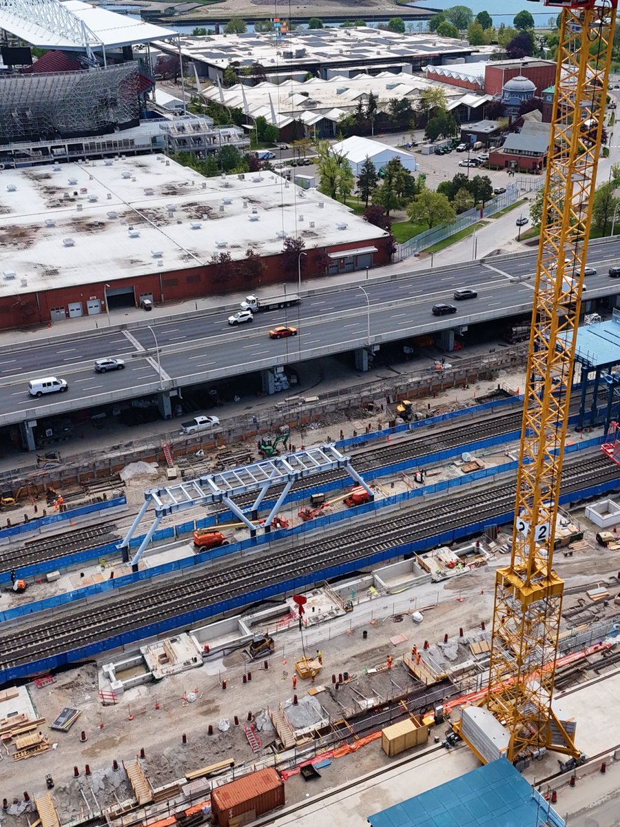 OntarioLine's tweet photo. Travelling to Exhibition GO to watch the world's largest soccer event? Be sure to check out the first permanent pieces of the future station building while you're on the platform. (1/2) https://t.co/oSYGt0cMTY