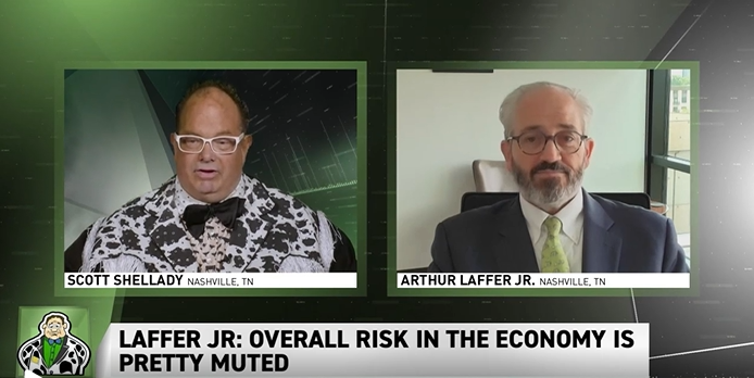 CowGuyClose's tweet photo. .@ScottTheCowGuy and @ABLafferJr discuss why we need the 10 year to trade lower @OfficialRFDTV 
🔗https://t.co/UAQrQs9CUr https://t.co/e6MKtVFBX5