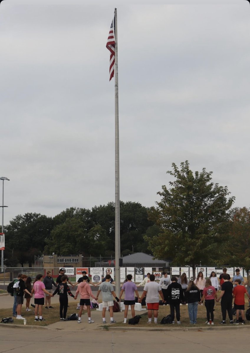 SeeYouAtThePole's tweet photo. Daily Reminder: God is near #syatp https://t.co/DO4VGyqPgR