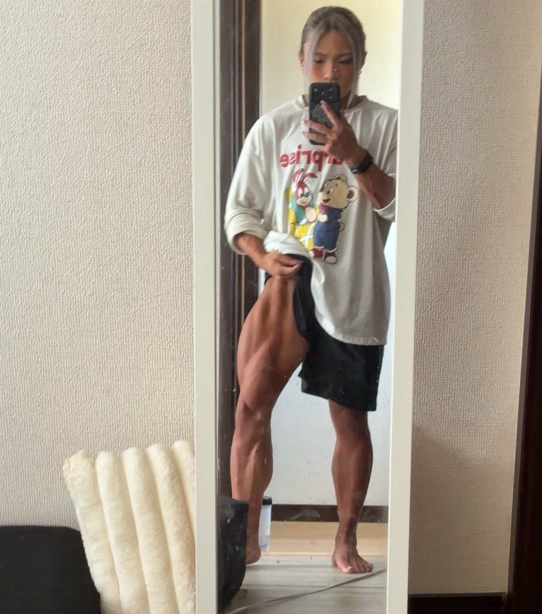 sakura316_'s tweet photo. 女 の 子 の 太 も も https://t.co/FMszVZUT9x