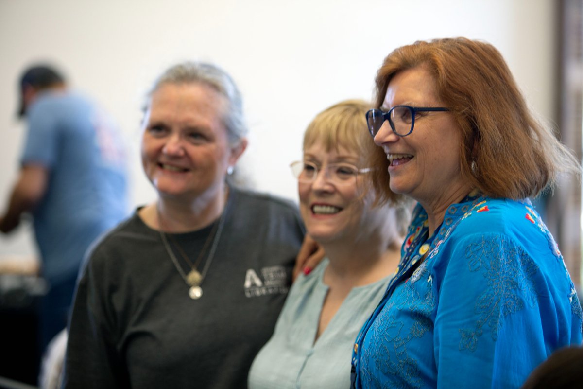 utalibraries's tweet photo. UTA Libraries recently honored Bonnie Dreitner and celebrated her more than 21 years of service and dedication.

Thank you, Bonnie, for the care, support, and positivity you shared with the Libraries and the UTA community throughout your career. https://t.co/qGMQePJrDO