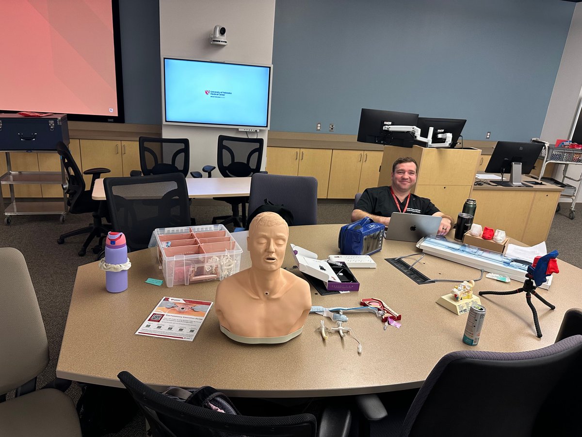 EntUnmc's tweet photo. Our team loved introducing Benson High students to the field of ENT! 
Students learned trach basics and got an up-close look at the larynx and voicing with flexible laryngoscope demonstrations led by our residents. 

#UNMCENT https://t.co/bhP6kC1NZt
