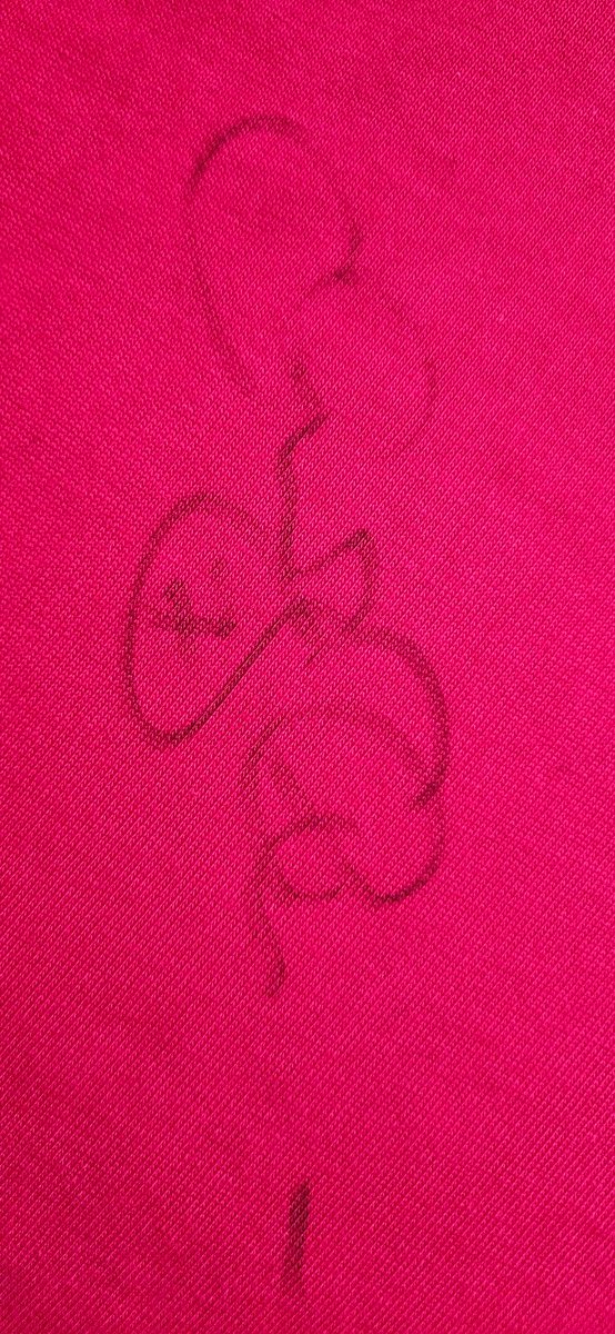 chriswade74's tweet photo. I Inherited a signed Man United shirt from a late relative. These are the 3 signatures I need help with Any help greatly appreciated. https://t.co/coc6l8ijYY