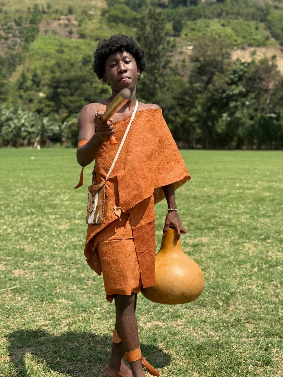 Moris_Promotion's tweet photo. What are your thoughts on the Eyise Ali song collaboration done by musicians Heli Baibe and Fik Tauch aka Thatha Wabo ?

Secondly, how's it performing in your area? 
Watch the full music video by clicking on the link below 👇 
https://t.co/7ZytTBDUWh https://t.co/LqFJIhUPe8