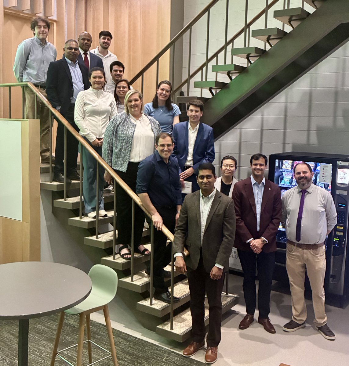 cwru's tweet photo. Last month, CWRU hosted leadership from @argonne and @ORNL to tour research spaces and highlight opportunities for stronger connections between national lab researchers, faculty, and students 🔬🤝 https://t.co/jvHEr3iGdA