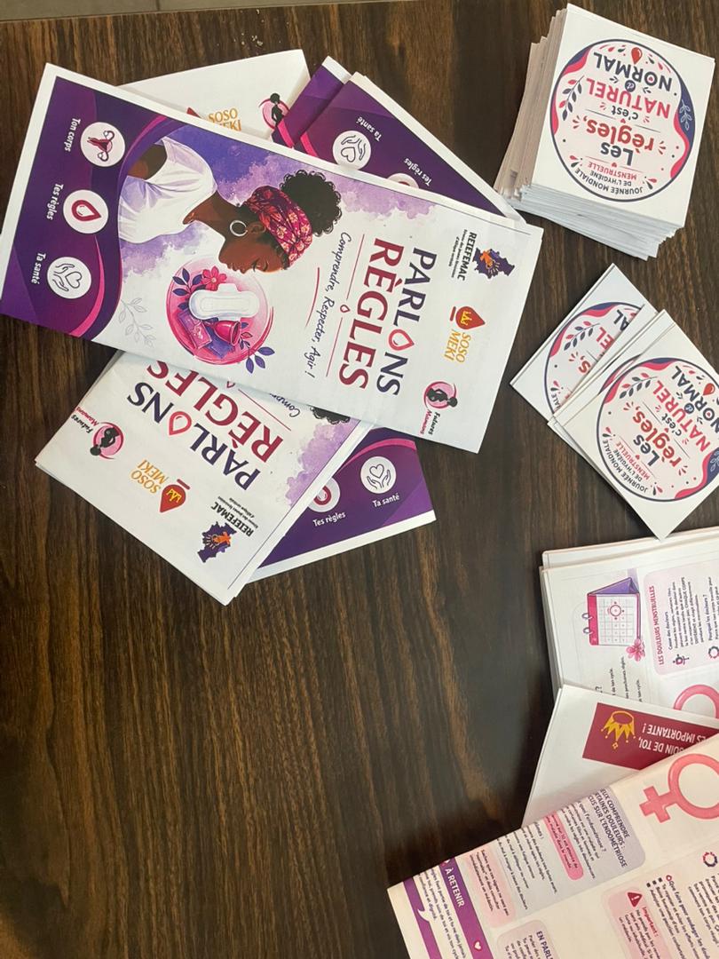 rejefemac's tweet photo. 🩸 À l’occasion de la #MenstrualHygieneDay, des activités ont été organisées au 🇹🇩 Tchad, 🇨🇬 Congo et 🇨🇲 Cameroun pour sensibiliser autour des menstruations et promouvoir la dignité menstruelle. ✊🏾❤️
#SosoMeki #DignitéMenstruelle https://t.co/vRgjnG5b3B