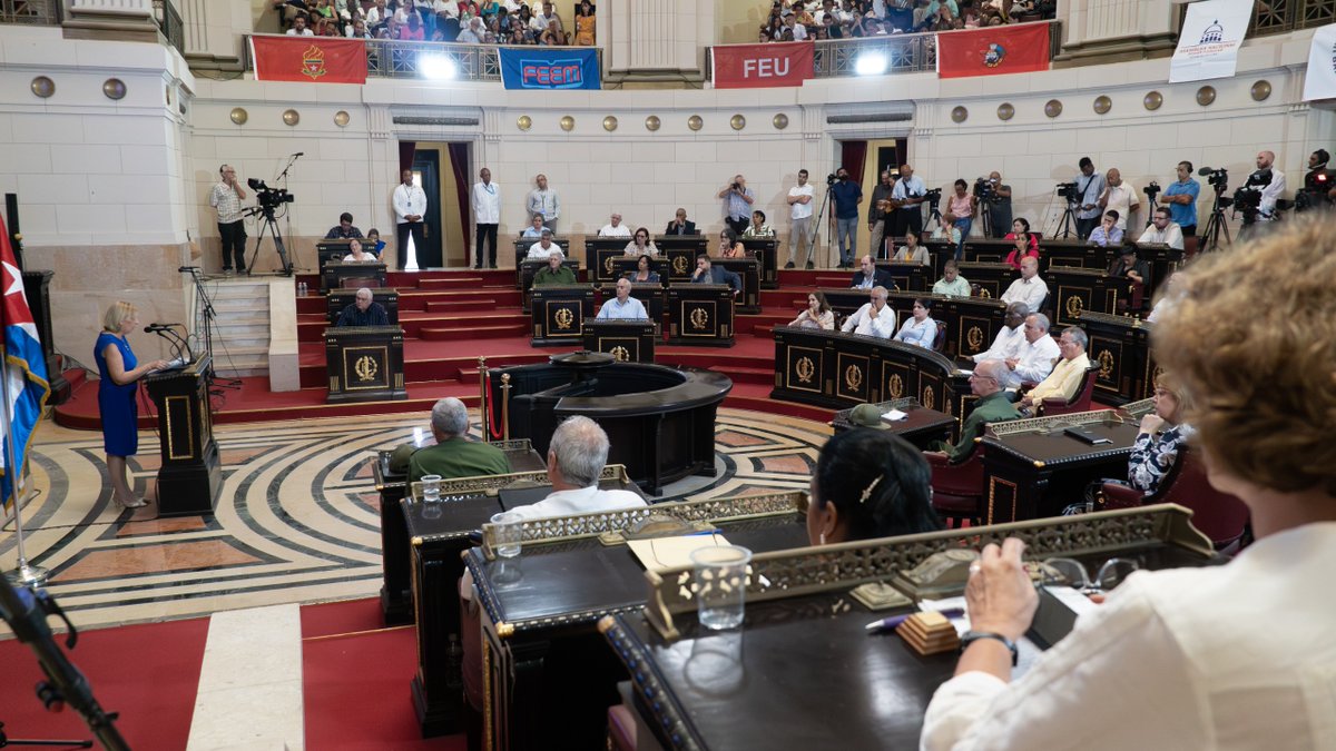 GerardoPPortal's tweet photo. (1/3) Participé en la Audiencia Pública Parlamentaria “Cuba Quiere Paz”, presidida por Esteban Lazo, presidente de la @AsambleaCuba, con la asistencia de diputados e invitados del @PartidoPCC, @GobiernoCuba y la sociedad civil. https://t.co/szvjINFLW6