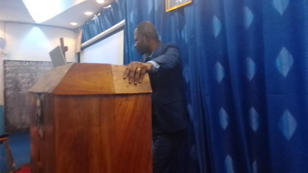 MessageProds's tweet photo. KINSHASA : LE TABERNACLE DU SURNATUREL REND GRÂCE À DIEU POUR LA BONNE TENUE DE LA RÉUNION DE PENTECÔTE

 L'église le Tabernacle  du Surnaturel de Kinshasa, conduite par le pasteur Joël Wengi a,  dans un message envoyé à MessageProds...LA SUITE👇
https://t.co/WdCLsnnT29 https://t.co/IdZmUnh2q0