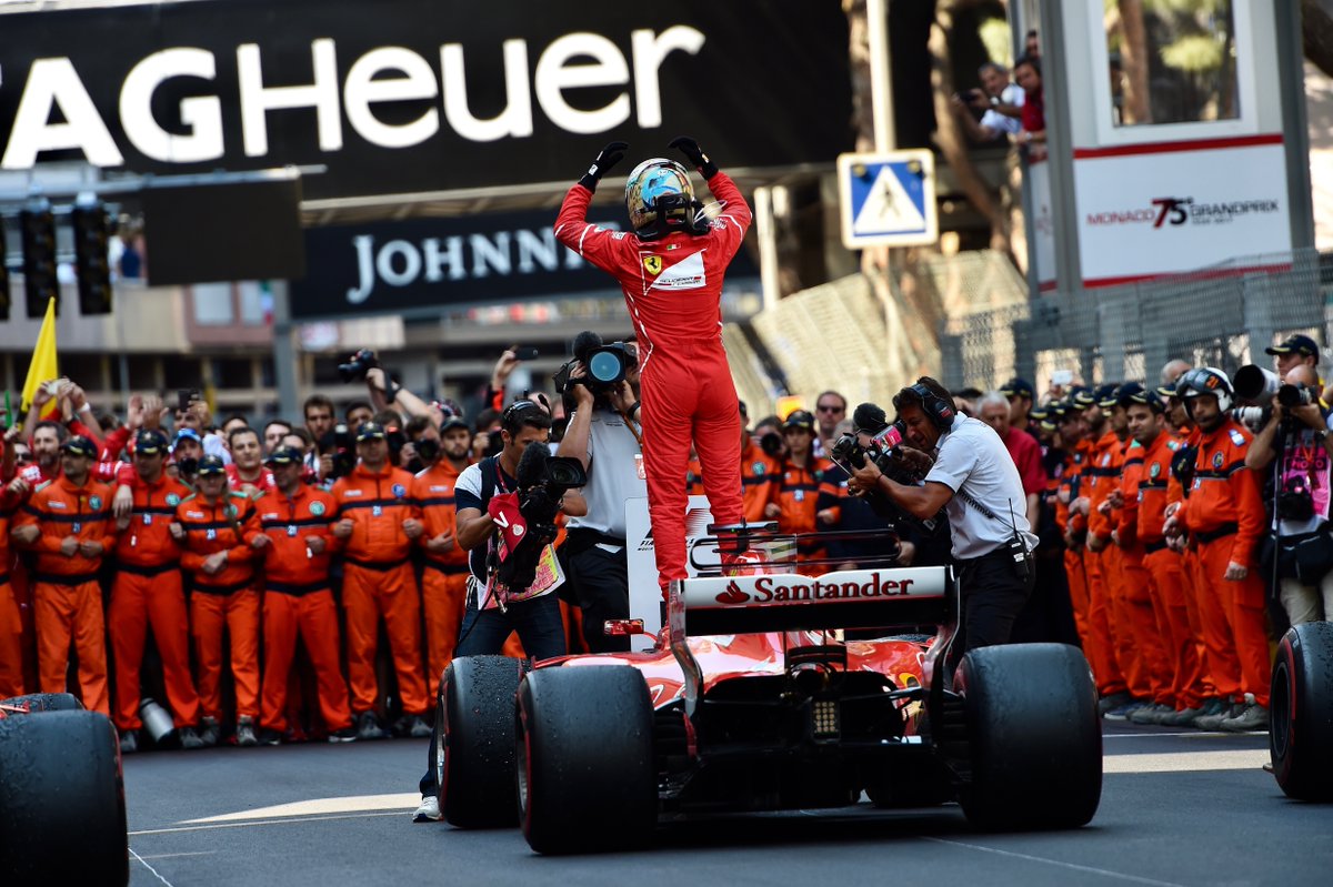 mexicogp's tweet photo. Un día como hoy de 2017, Sebastian Vettel ganó en Mónaco con Ferrari tras 16 años de sequía de la Scuderia en el Principado 🐎🏆 

Un overcut perfecto, un 1-2 histórico y Räikkönen en pole. De esas fechas que Ferrari no olvida. https://t.co/tAS7mcq3QY