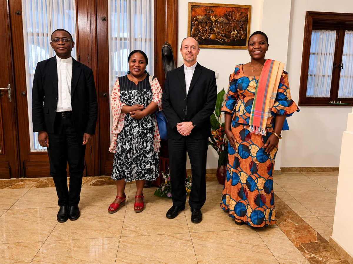 RDC_GenreEquite's tweet photo. Ce 28 mai à Kinshasa, nous avons été reçues en audience par Son Excellence Monseigneur le Nonce Apostolique, représentant du Saint-Siège en RDC, dans l cadre du plaidoyer pr la création du C.N. du Genre et de la Parité.Nous saluons l’écoute et l’intérêt accordés à cette démarche. https://t.co/4LPksombXP