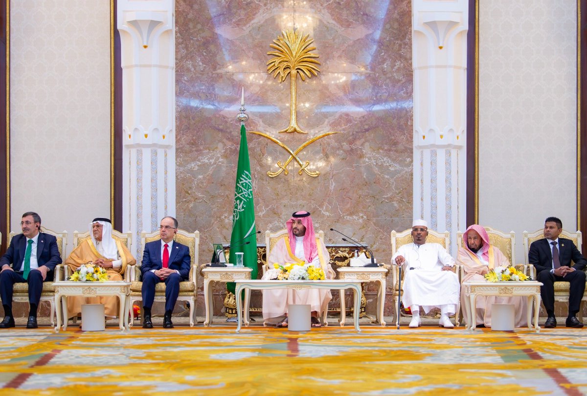 ENAD_Alotaibi's tweet photo. 📌| نيابة عن #خادم_الحرمين_الشريفين..

سمو #ولي_العهد يقيم حفل الاستقبال السنوي لأصحاب الفخامة والدولة وكبار الشخصيات الإسلامية وضيوف خادم الحرمين الشريفين وضيوف الجهات الحكومية ورؤساء الوفود ومكاتب شؤون الحجاج الذين أدوا فريضة الحج لهذا العام.
#حياكم_الله https://t.co/sL8n8UCLEb