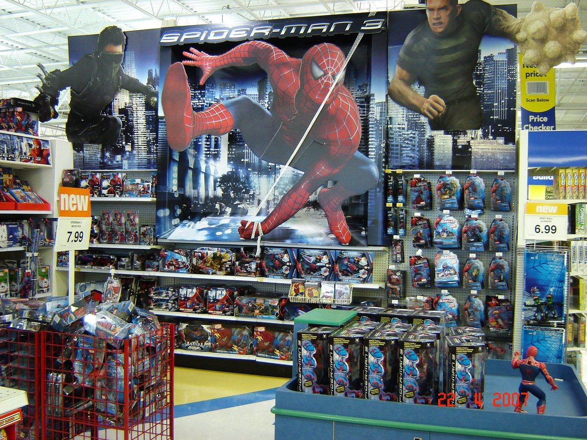 nostalgiaa's tweet photo. The 2000s Spider-Man era https://t.co/tZ9Wmn1se7