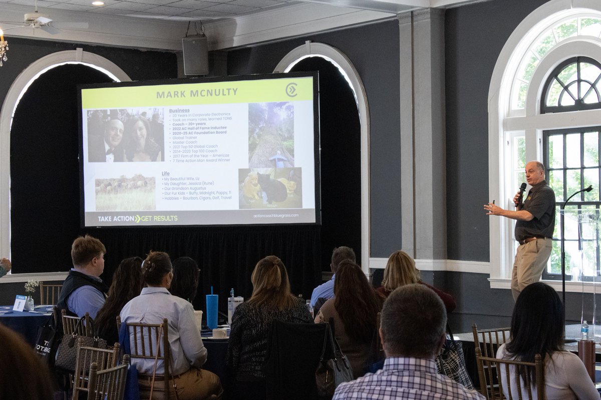 BluegrassCoach's tweet photo. A couple of weeks ago, Coach Mark spoke about Creating a Culture of Accountability at the Better Business Conference and had a wonderful time meeting new connections and reconnecting with old friends. Thank you @bbbkyin for the opportunity! https://t.co/wV13PrvoH2