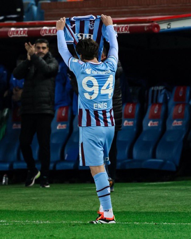 Şenol Güneş Gitmedi tweet media