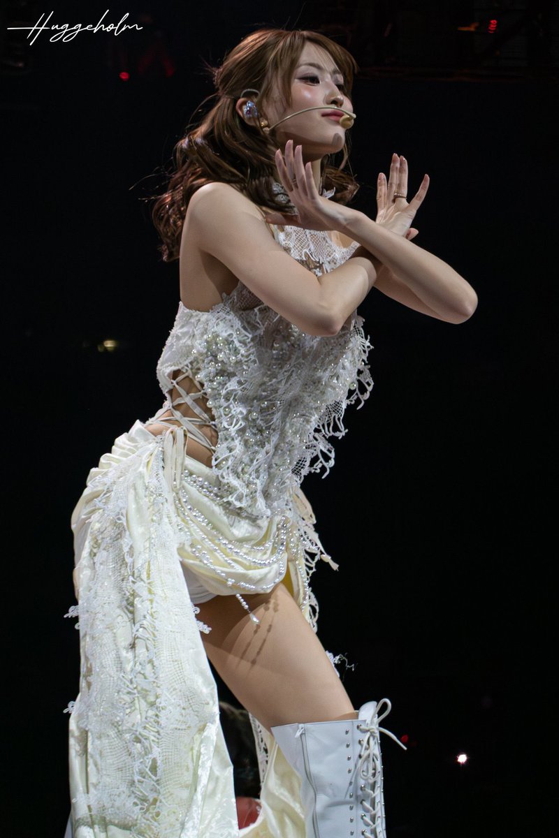 twi2onc's tweet photo. 260526 #MOMO #모모 #モモ THIS IS FOR
#TWICE #트와이스 #THISISFOR
#TWICE_THISISFOR_WORLD_TOUR
#TWICE_THISISFOR_WORLD_TOUR_IN_COLOGNE #THISISFOR_COLOGNE https://t.co/59AMThGf4Q