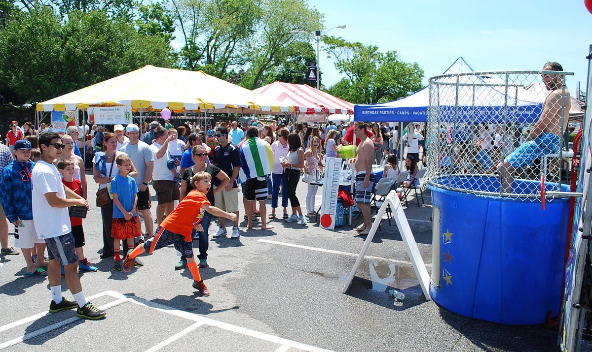 BoatingOnLI's tweet photo. Boat to the Port Washington Harborfest on Sunday, June 7 
https://t.co/UwMGy6dRKM 

https://t.co/ZJ50kPYssG https://t.co/u3nEmhdYkE