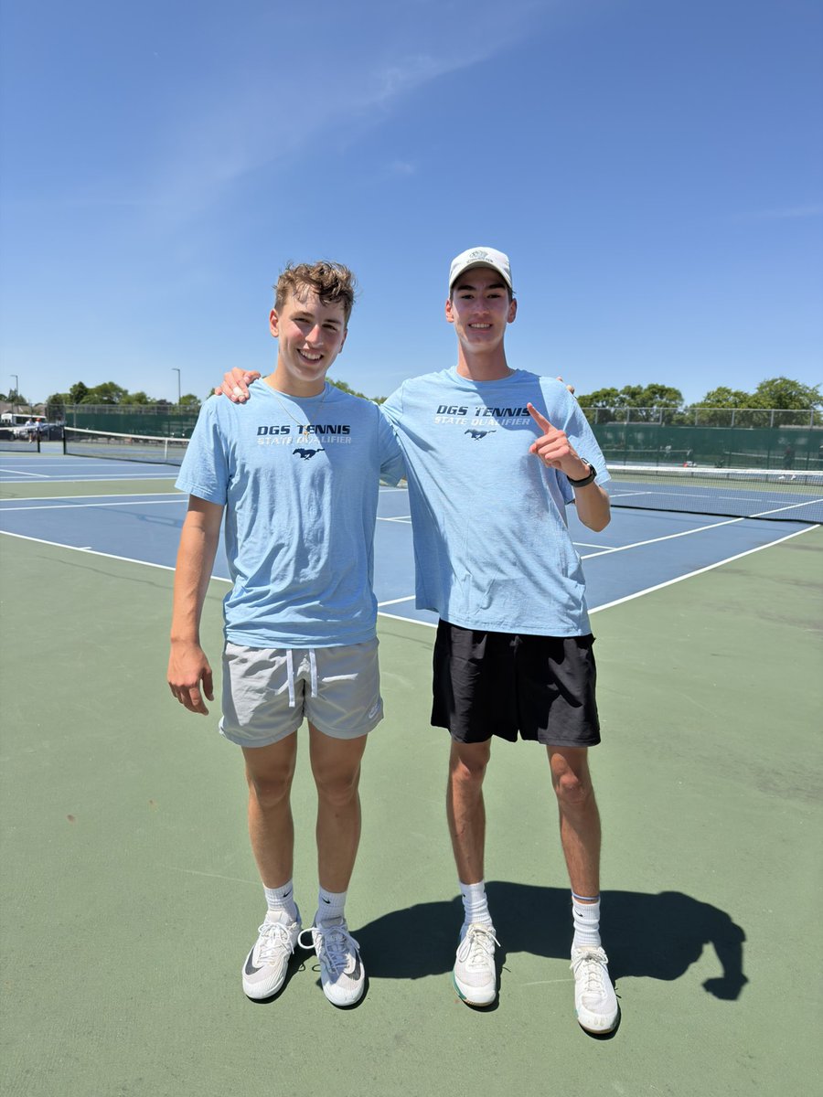 DGSTennis's tweet photo. We have 2 new Mustang ALL-STATERS as Ryan Roumenov and Koko Dimitrakakos take down Edwardsville and Champaign Central in consecutive super-tiebreakers 12-10!
@DGSSports
#DGSPride #ALLSTATE https://t.co/Kh7lD7DFOw