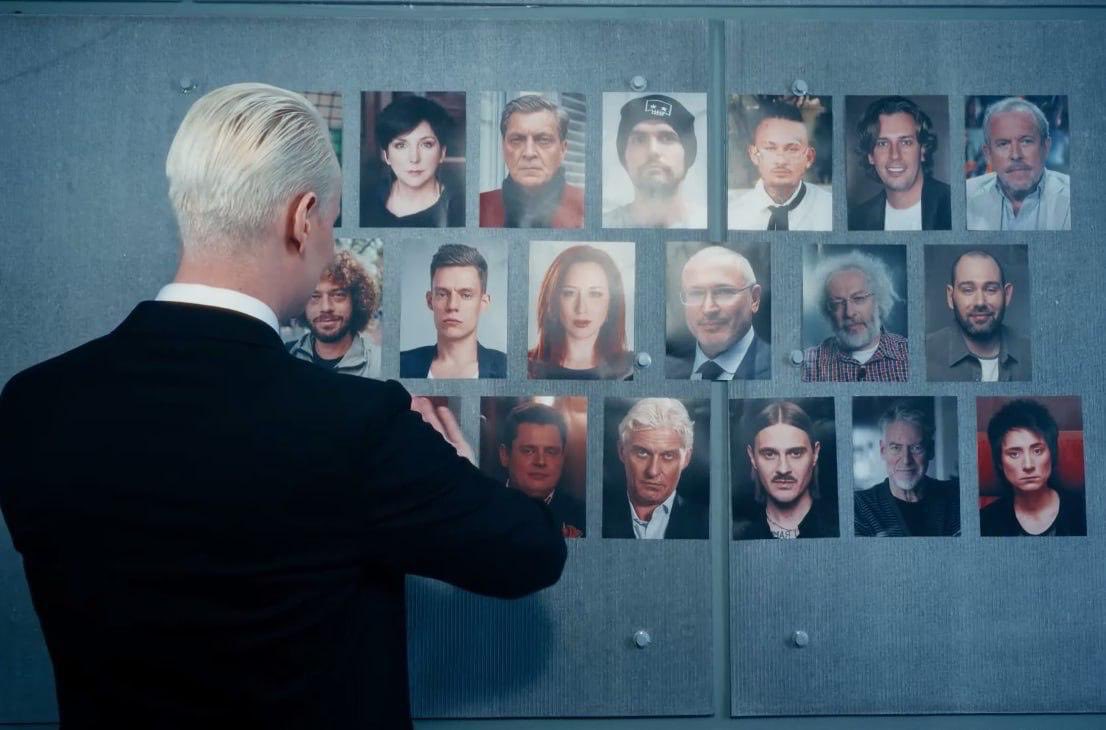 Nebazanas's tweet photo. Это я выбираю что посмотреть во время завтрака https://t.co/eX3Cwa1eRU