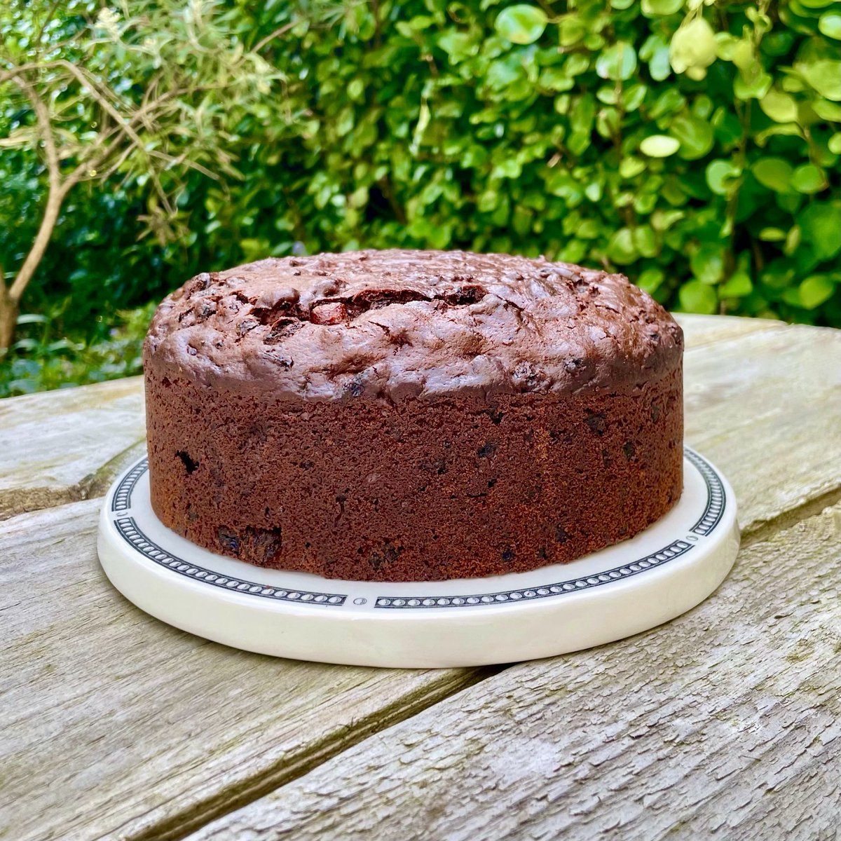 StephanTweets's tweet photo. Fresh out of the oven, a Boiled Chocolate Fruit Cake … perfect with a chunk of Yorkshire Wensleydale 😋 https://t.co/9IHfTHFSwY