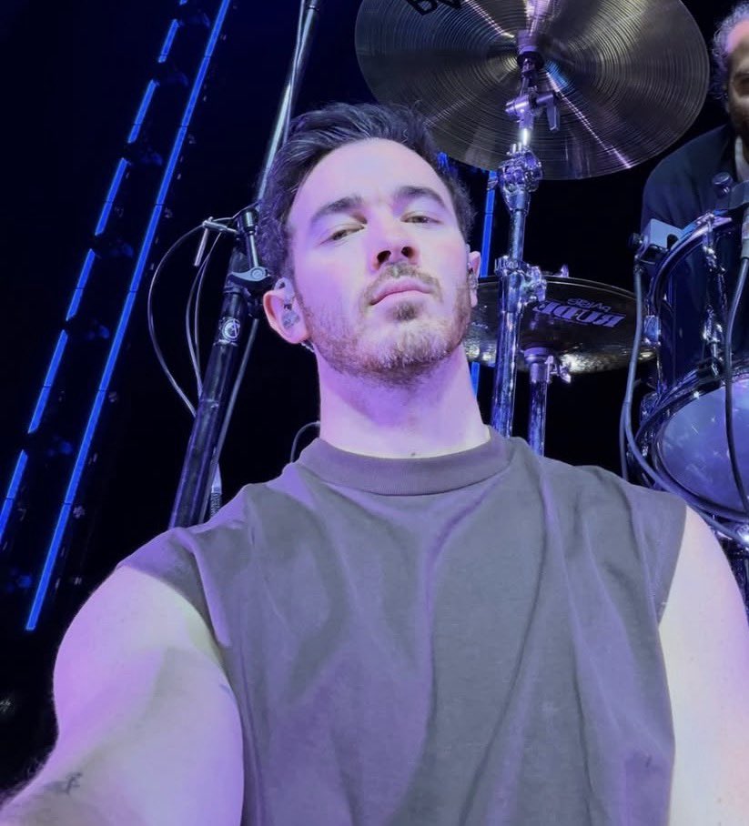 xjonasbros's tweet photo. oh… https://t.co/Sc1qB9S8Cz