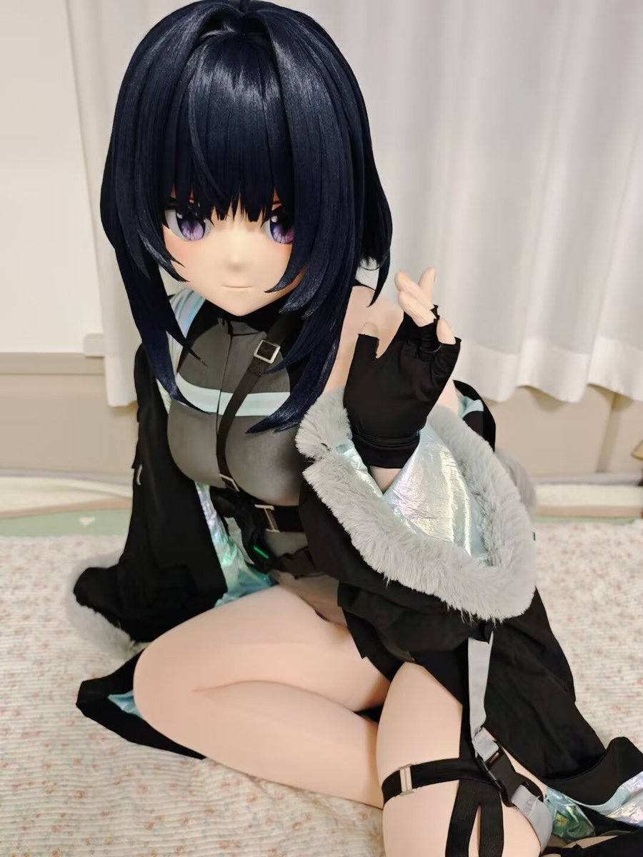 NyaNeidesu's tweet photo. 久违的变，重新做了假发
#kigurumi  #明日方舟  #羽毛笔 https://t.co/U8CdtdR5HZ