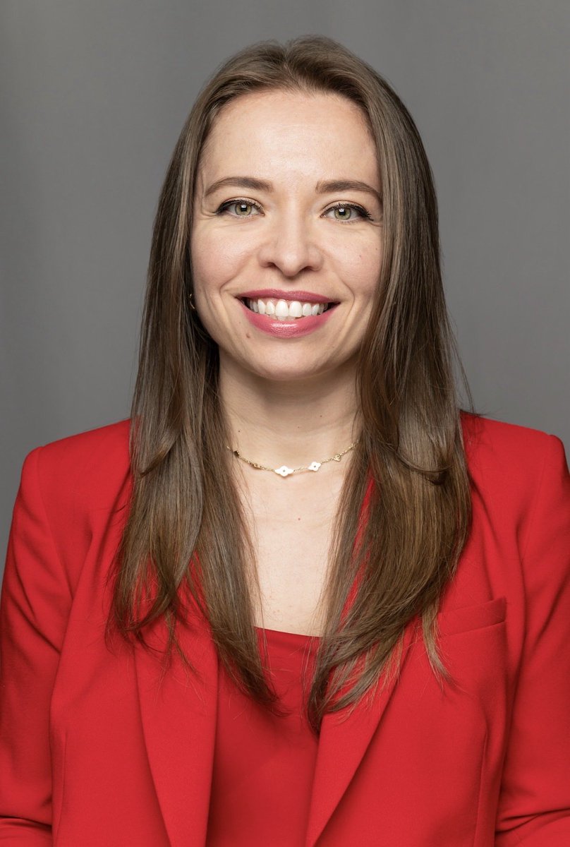 UHpres's tweet photo. Pleased to welcome Amanda Canales as UH’s inaugural director of Rio Grande Valley external relations. Her leadership will strengthen partnerships, expand opportunities for students and deepen UH’s commitment to South Texas. https://t.co/Jk0mkopykV https://t.co/SRffkrplG0