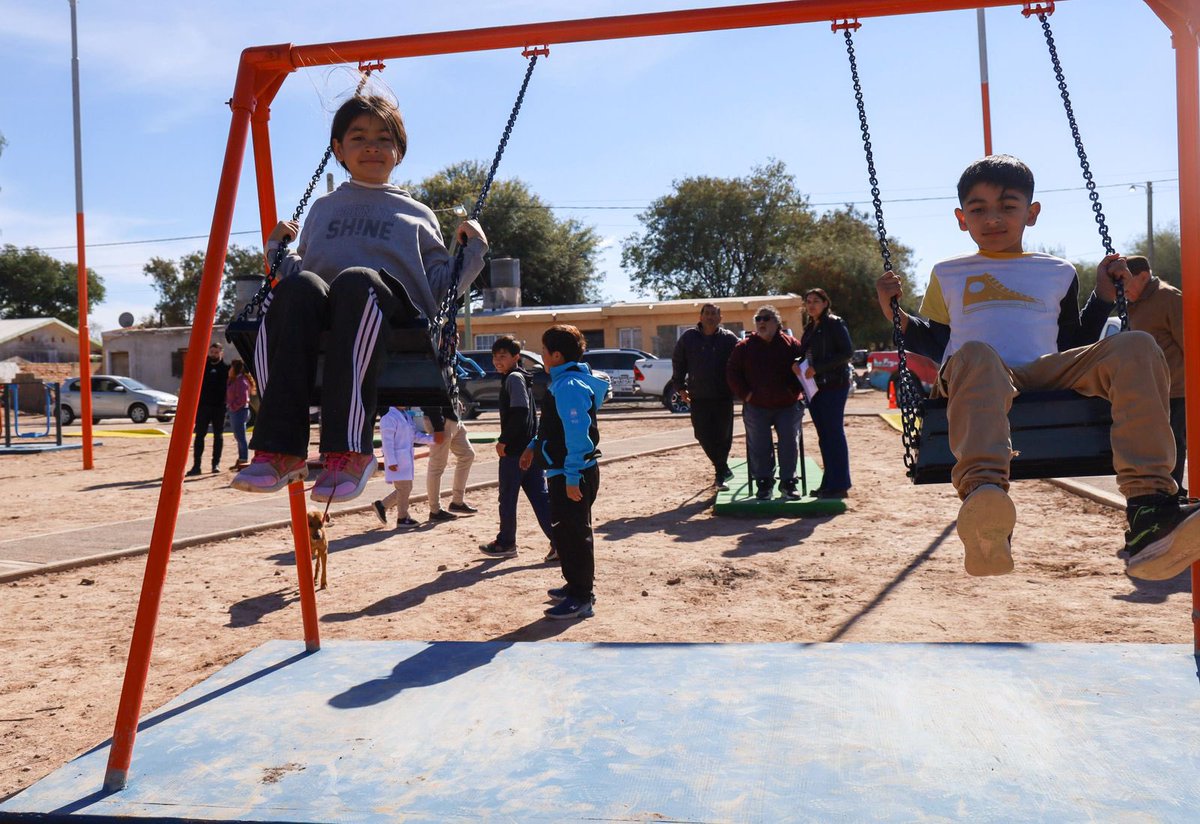 QuintelaRicardo's tweet photo. Así quedó la nueva Plaza Virgen de Luján que hoy inauguramos en Chepes.
Un espacio que estaba abandonado y que hoy vuelve a ser un lugar de encuentro para las familias, los chicos y los vecinos del departamento.

La plaza cuenta con juegos infantiles, gimnasio al aire libre, nueva iluminación y la gruta de la Virgen, pensando en que puedan disfrutarla distintas generaciones.

Seguimos trabajando para recuperar espacios públicos y hacer más linda y habitable cada comunidad de nuestra provincia.