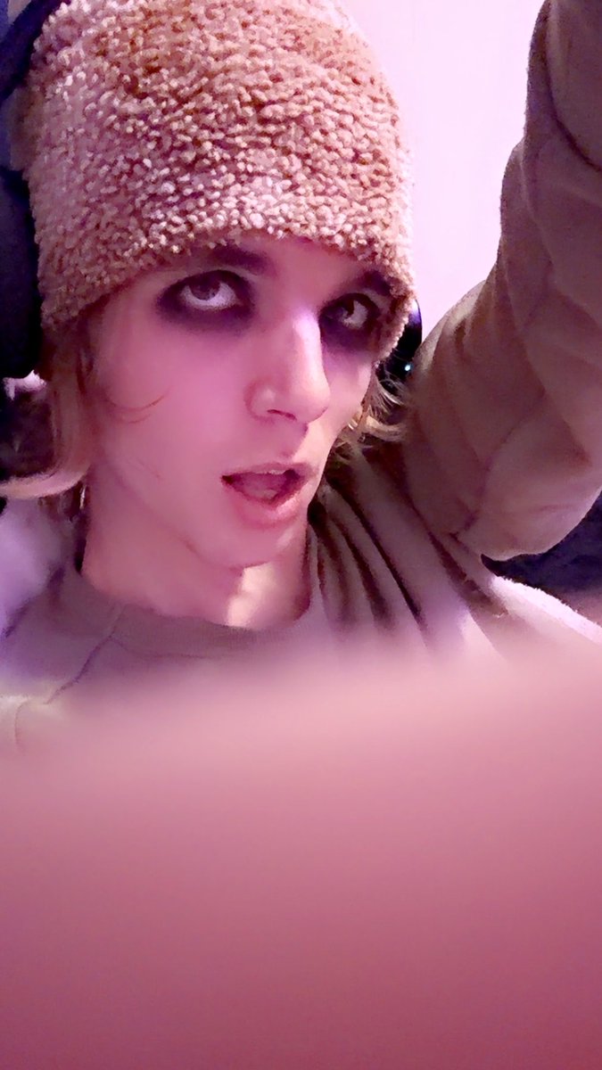 JamieRayXXX's tweet photo. Forever loving these colors and my reaction https://t.co/pZPXDqztH5