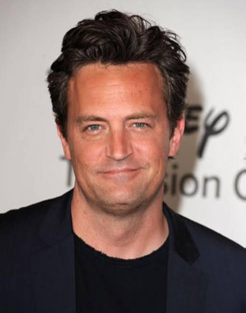cryptotrw_'s tweet photo. Tristan Tate on why Matthew Perry’s (Chandler) death was by his own drug addiction and not his assistant’s fault. https://t.co/oFx5zUuZrx