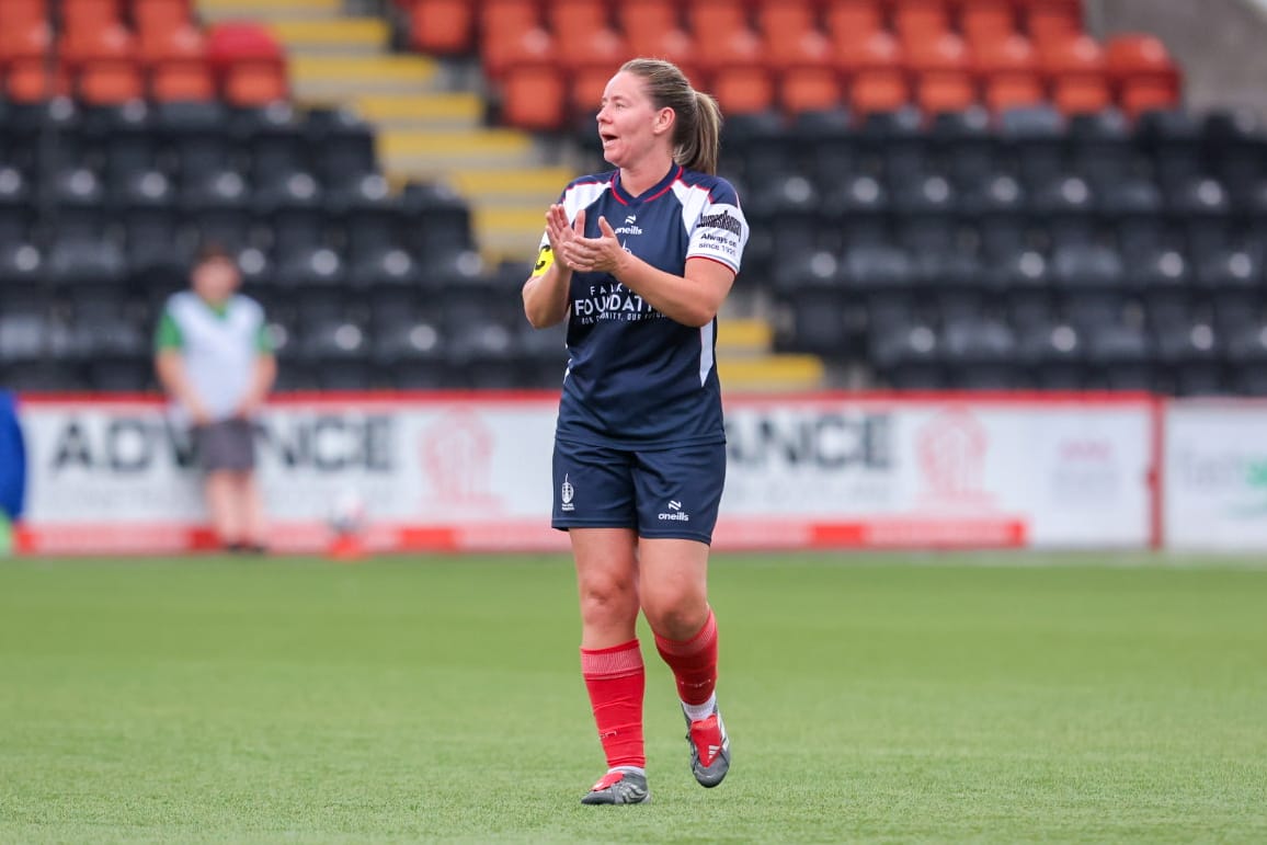 SWPL's tweet photo. Advantage @FalkirkWomen_ 🔵

Captain Anna Murray heads the Bairns into the lead 🫡 https://t.co/c3uynNOSVo